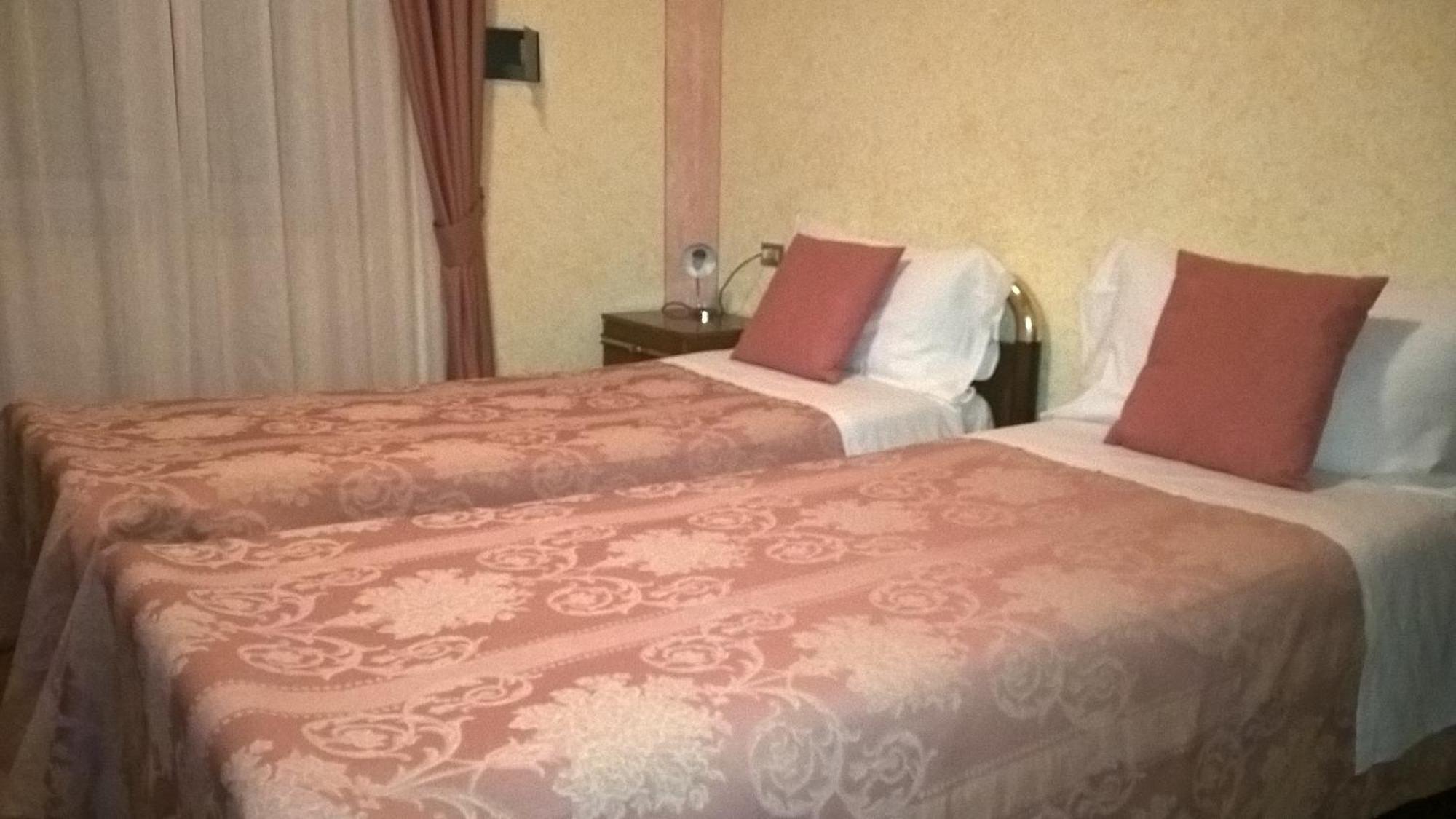 Albergo Stella Alpina Molveno Exterior foto